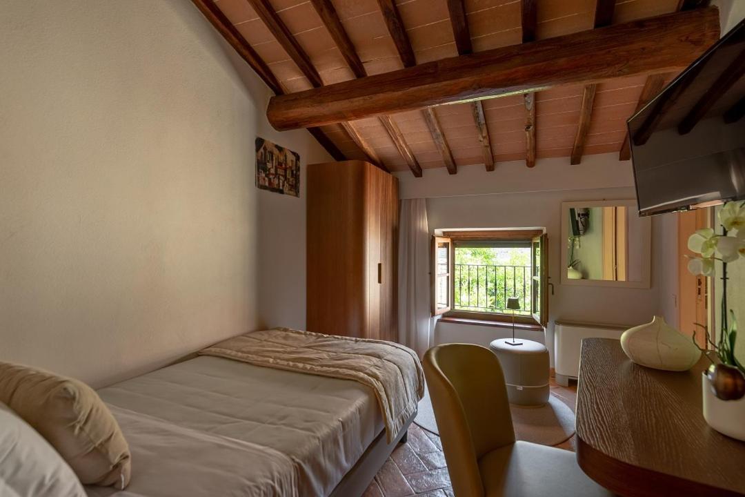 Borgo Di Celle Hotel Citta di Castello Luaran gambar